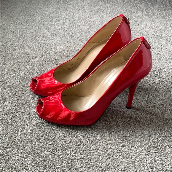 Stuart Weitzman Red Peep Toe Pump - Picture 2 of 4